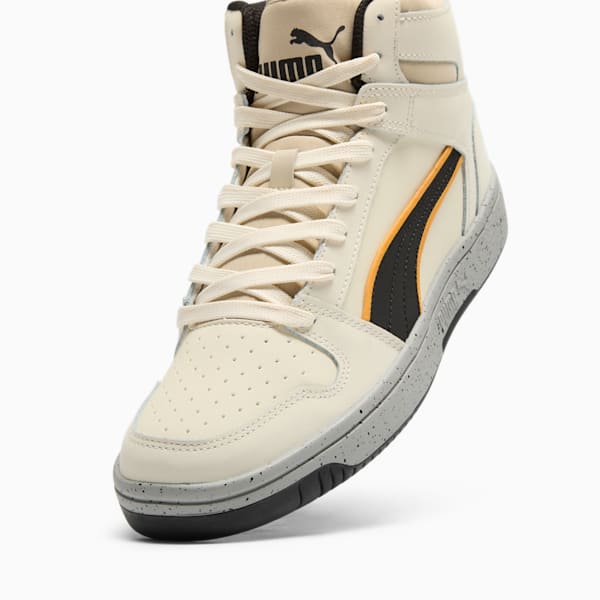 Tenis de nailon para hombre PUMA Rebound LayUp Lo, Alpine Snow-PUMA Black-Clementine, extralarge